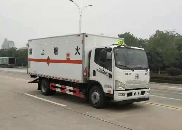 君山爆破器材运输车可以上高速吗？